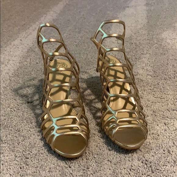 vince camuto gold sandals